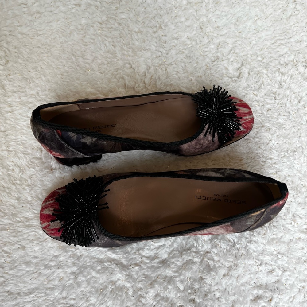 Sesto Meucci - Flynn Ornament Floral Pumps - Picture 7 of 8